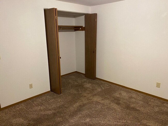 Photo - 2119-2121 Marathon St Unit #2121