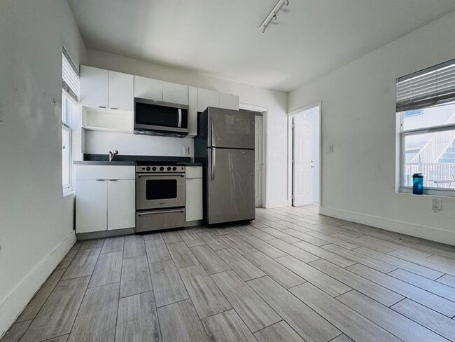 Photo - 7910 Abbott Ave Unit 3