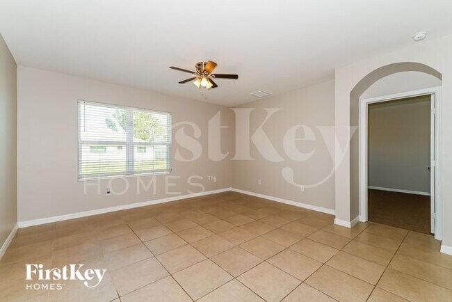 Photo - 933 SE 26th Terrace