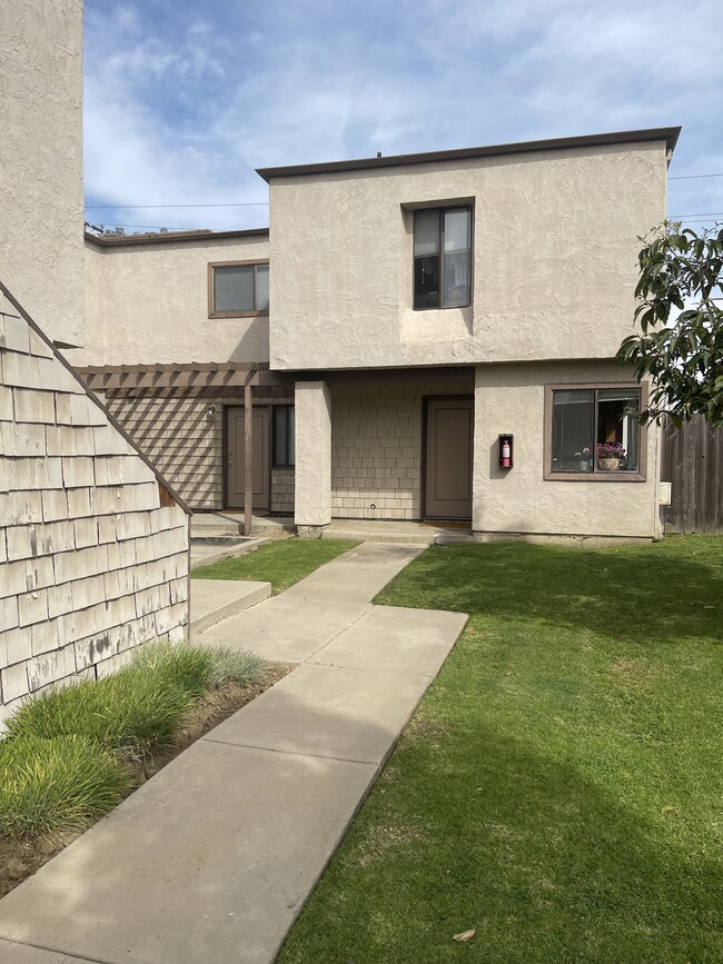 Right side of 4-unit property - 16622 Jib Cir Unit #2