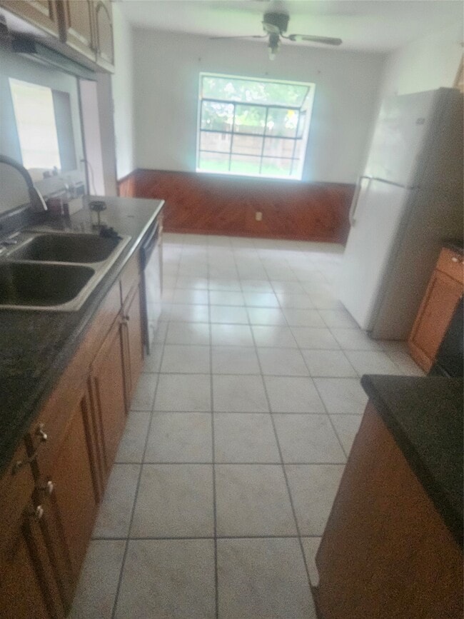 Photo - 4011 Alshire Dr