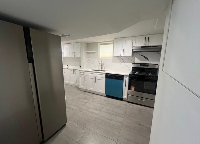 5624 N Marmora Ave Unit Garden