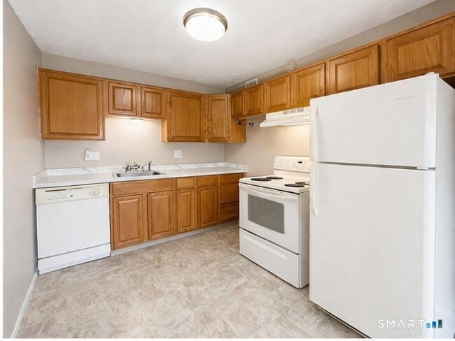 Photo - 210 Towne House Rd