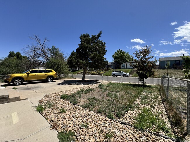 Photo - 2745 W Archer Pl