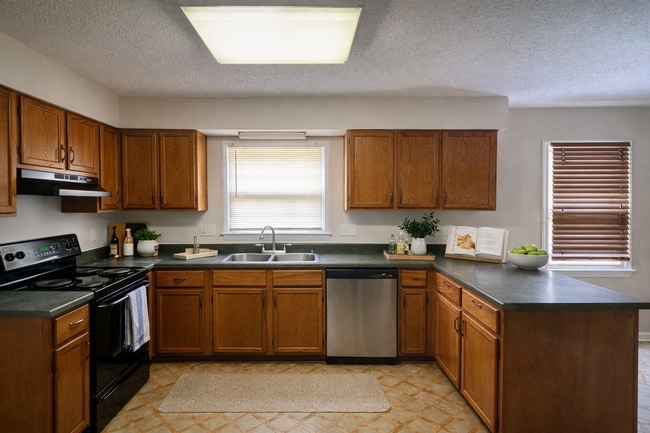 Photo - Beautiful 4 Bedroom Home with Fireplace & 2-Car Garage – Charlotte, NC