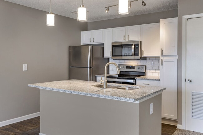 Photo - Avenue at Harbison