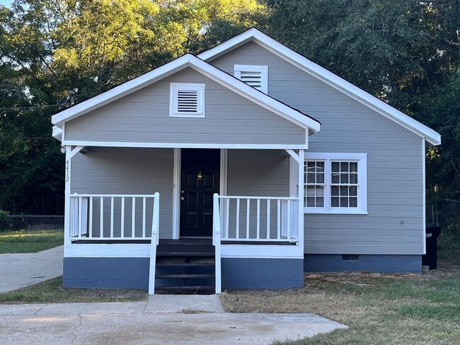 Building Photo - **AVAILABLE NOW**East Columbus 3 bedroom/2 bathroom Home for Rent***