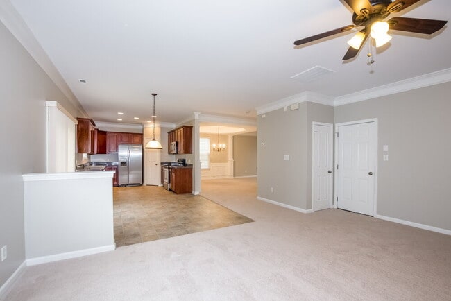 Photo - 3906 Herkimer Dr