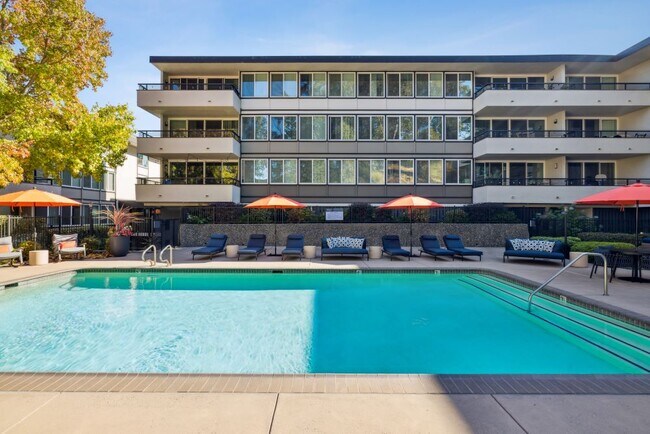 Building Photo - Sofi Belmont Glen Rental