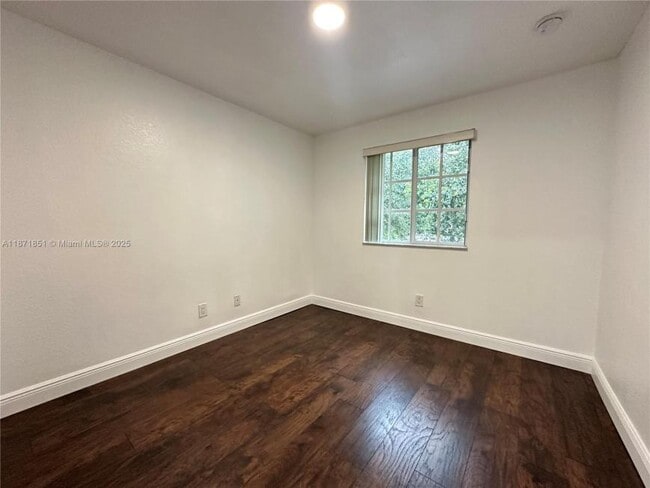 Photo - 3 bedroom in Hallandale FL 33009