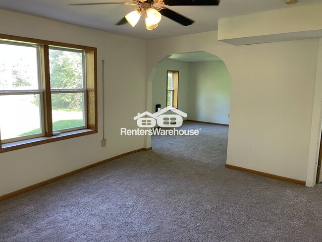 Photo - 1320 County Rd A