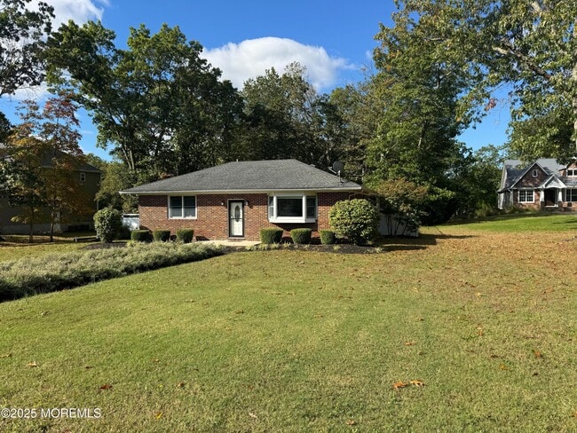 Photo - 196 Willow Dr