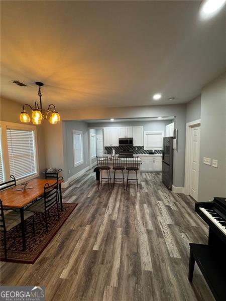 Photo - 3898 King Arthur Rd SW