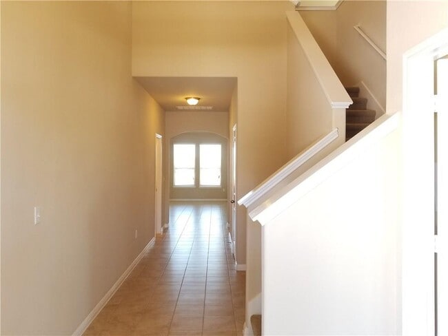 Photo - 1448 Brooks Way