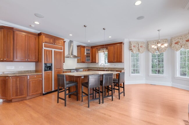 Photo - 420 Pine Manor Dr