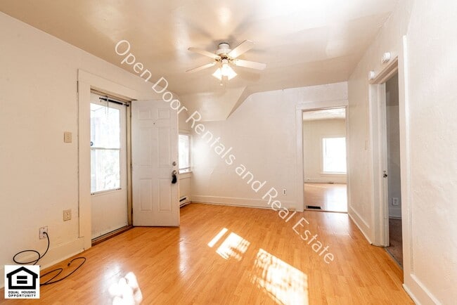 Photo - 608 Anderson Ave Unit 608 1/2 Anderson