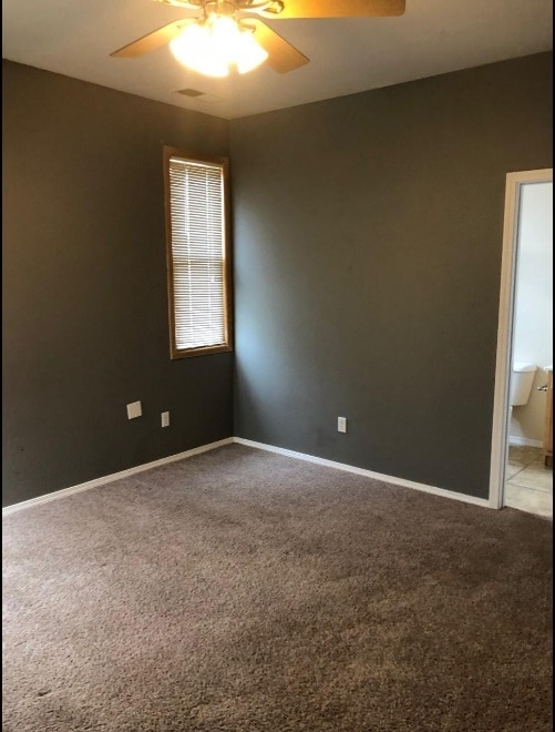 Photo - 215 Vassar Dr SE