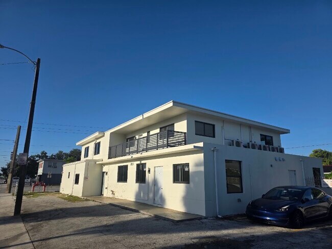 6006 NW 22nd Ave