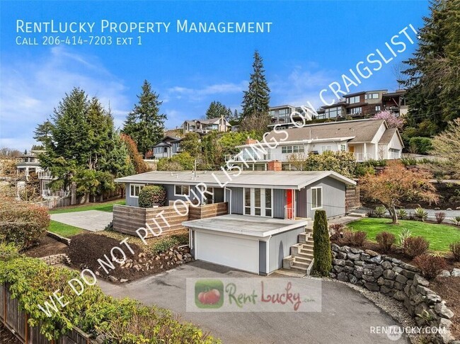 Photo - 10220 NE 58th St House