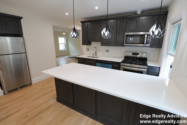 Photo - 44 Union St Unit 1