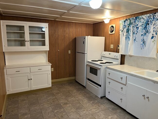 Cocina - 49 Linoberg St Unidad A