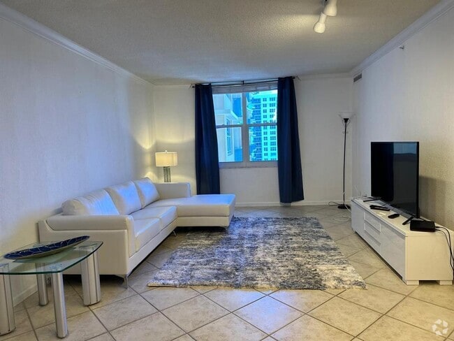 Building Photo - 2501 S Ocean Dr Unit 1033 Rental
