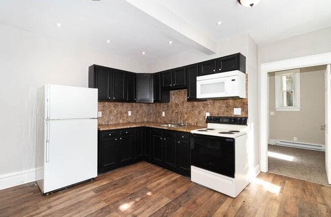 Photo - 551 Radnor St Unidad 1