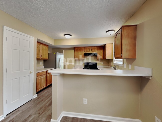 Photo - 635 Cloverfield Ln