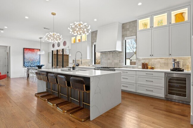 Photo - 4902 Linnet Ln