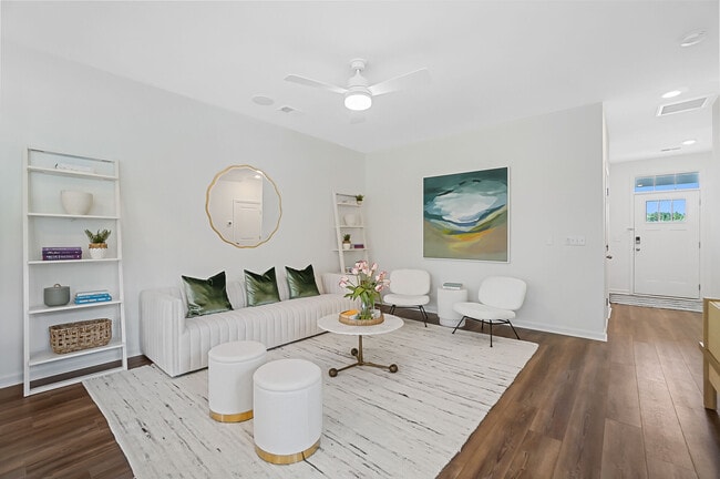 HARMON Foxbank by Crescent Communities