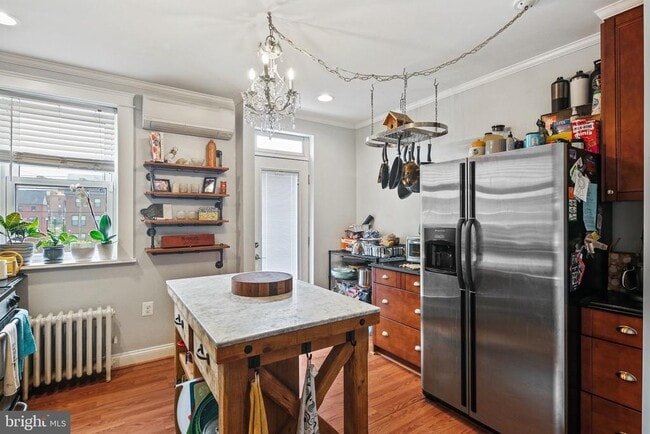 Photo - 701 Grundy St