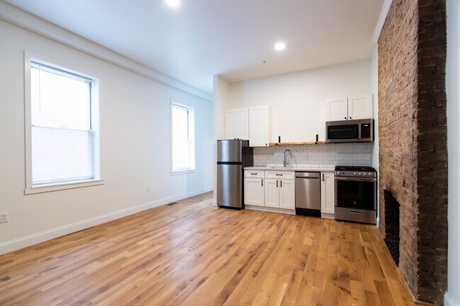 Photo - 4406 Butler St Unit 102