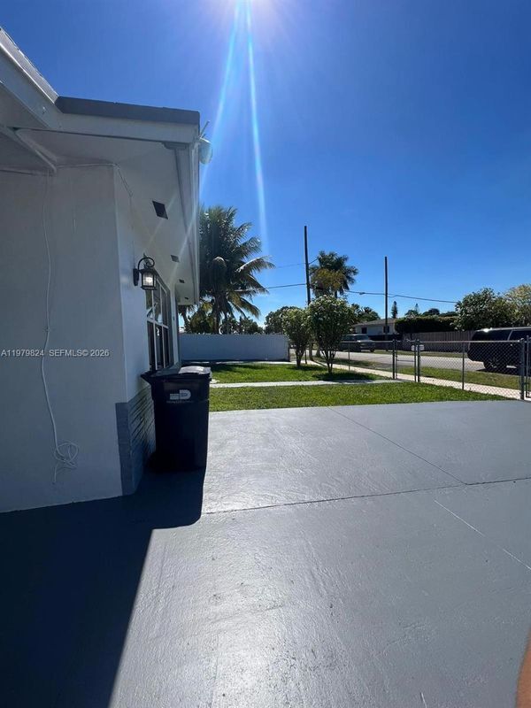 Photo - 17201 SW 117th Ct