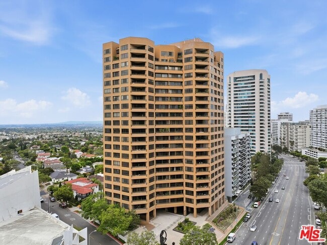 Building Photo - 10430 Wilshire Blvd Unit 1701