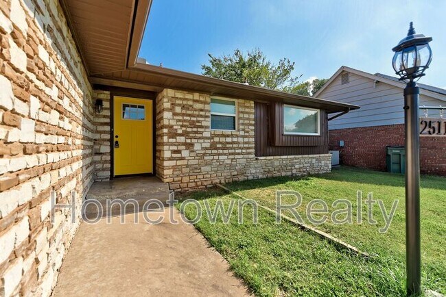 Photo - 2511 NW 45th St