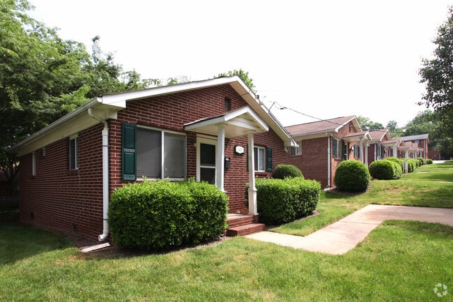 La Deara Crest Estates Apartments For Rent In Winston Salem Nc