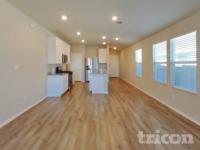 Photo - 5125 Sidesaddle Dr