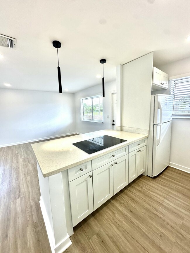 Photo - 102 E Tiffany Dr Unit 4