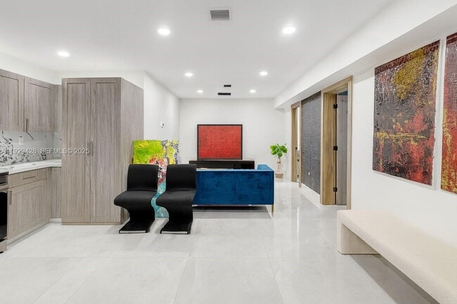 Photo - 926 NW 59th St Unidad 1