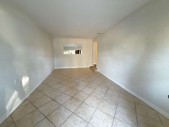 Photo - 6651 River Rd Unit B