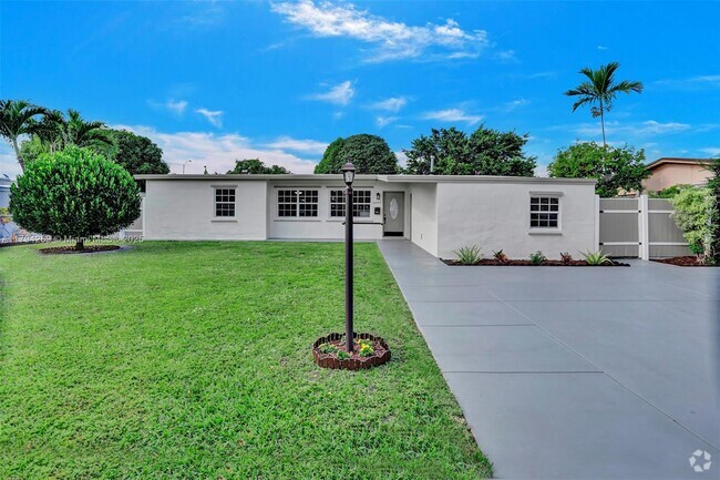 Building Photo - 6480 W 13th Ct Rental