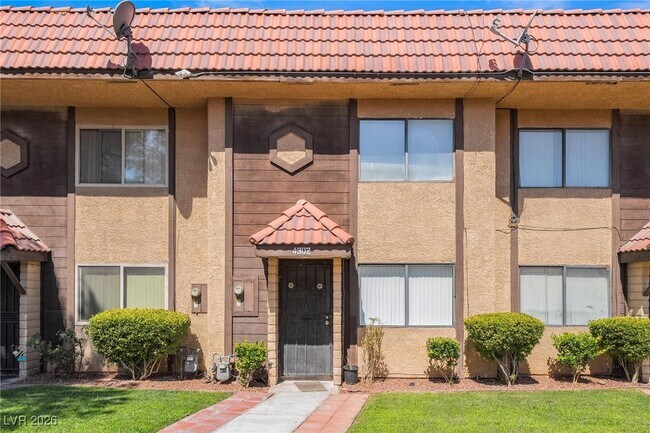 Building Photo - 4302 Lynnann