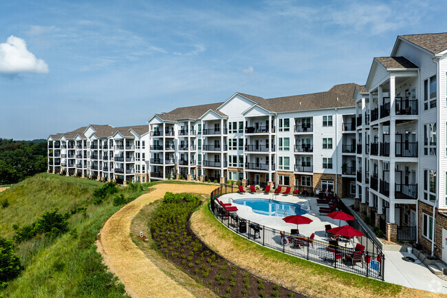 Building Photo - Monroe Pointe Rental