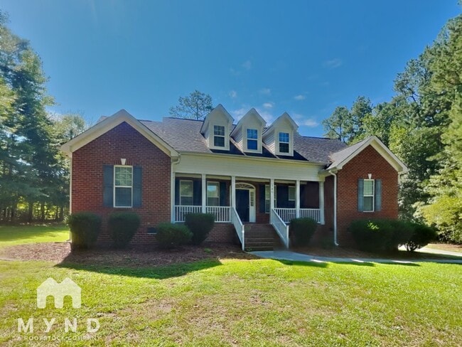 Photo - 140 Sylvan Way House