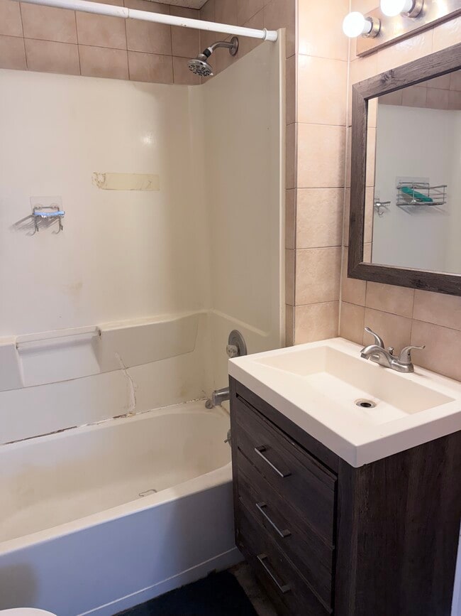 Photo - 503 N Eastwood Dr Unidad 2a