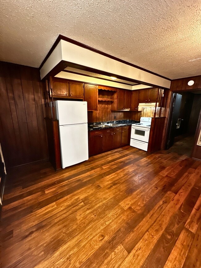 Photo - 42185 Deborah Dr