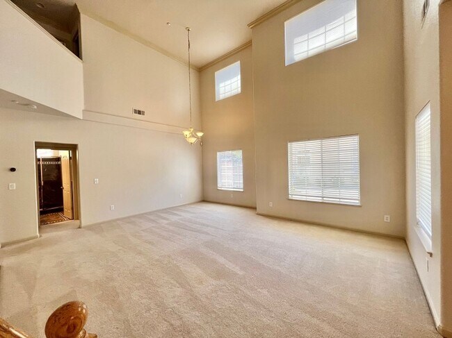 Photo - Spacious Four Bedroom Napa Home
