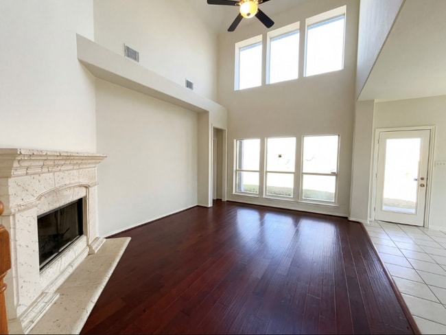 Photo - 200 Rippling Creek Ln