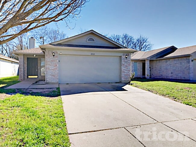 Photo - 10525 Flamewood Dr