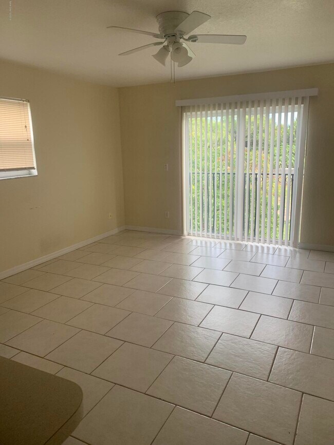 Photo - 220 Columbia Dr Unit 33